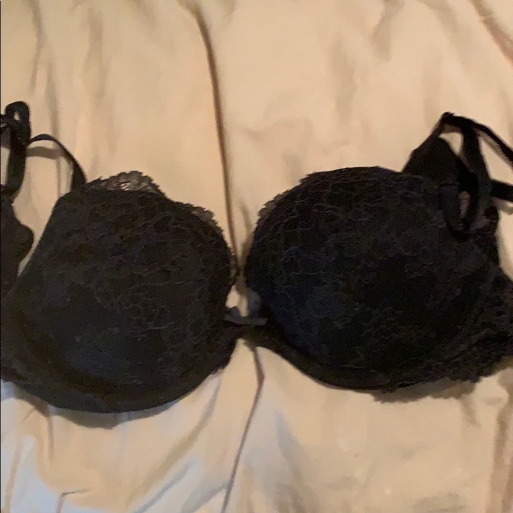 New w/o tags Victoria’s Secret push-up 34c